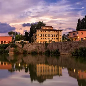 ***** Hotel La Massa Italy